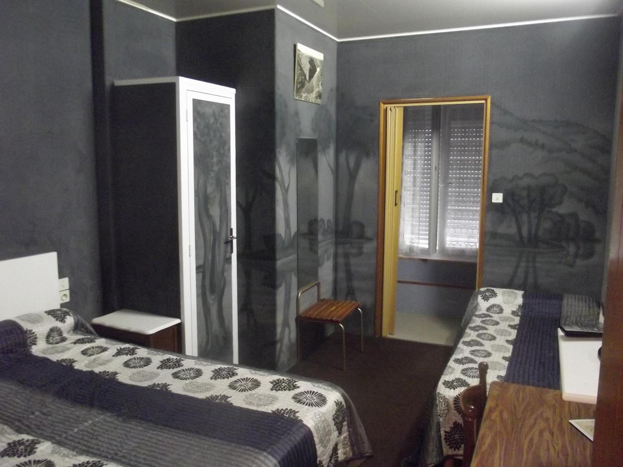 Le Rider Hotel Bort-les-Orgues Exterior foto