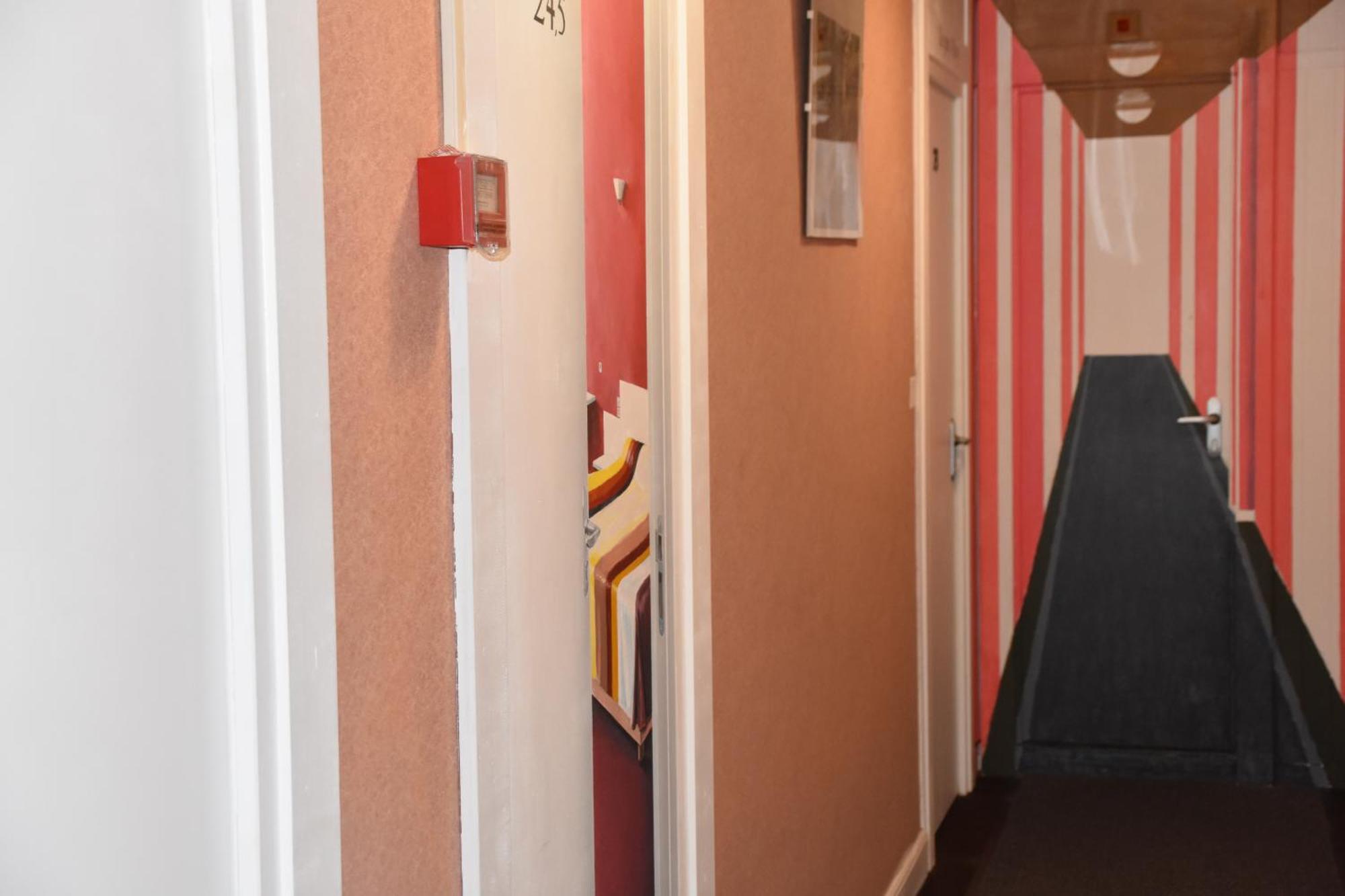 Le Rider Hotel Bort-les-Orgues Exterior foto