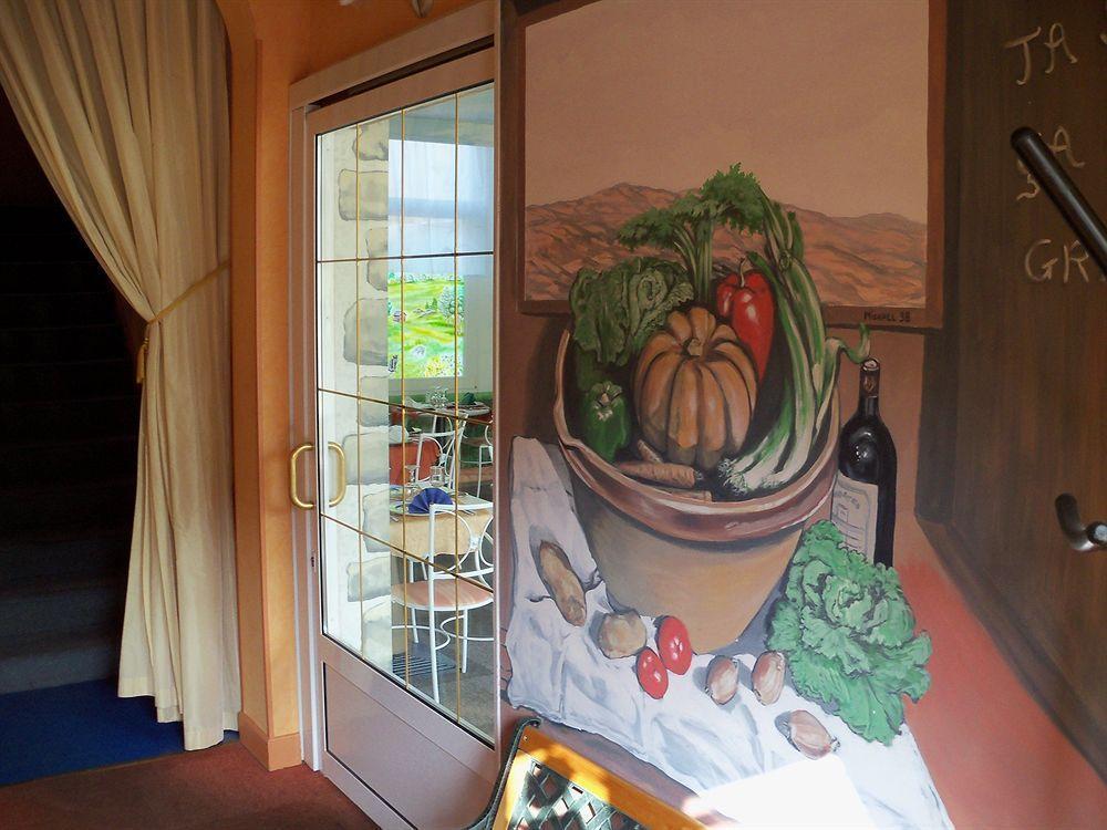 Le Rider Hotel Bort-les-Orgues Exterior foto